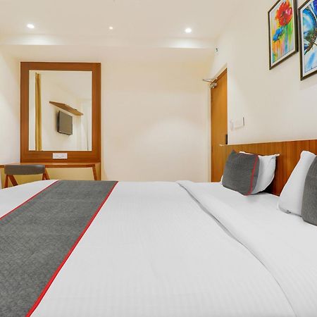 Super Townhouse Rcc Lamps Hotel Visakhapatnam Bagian luar foto