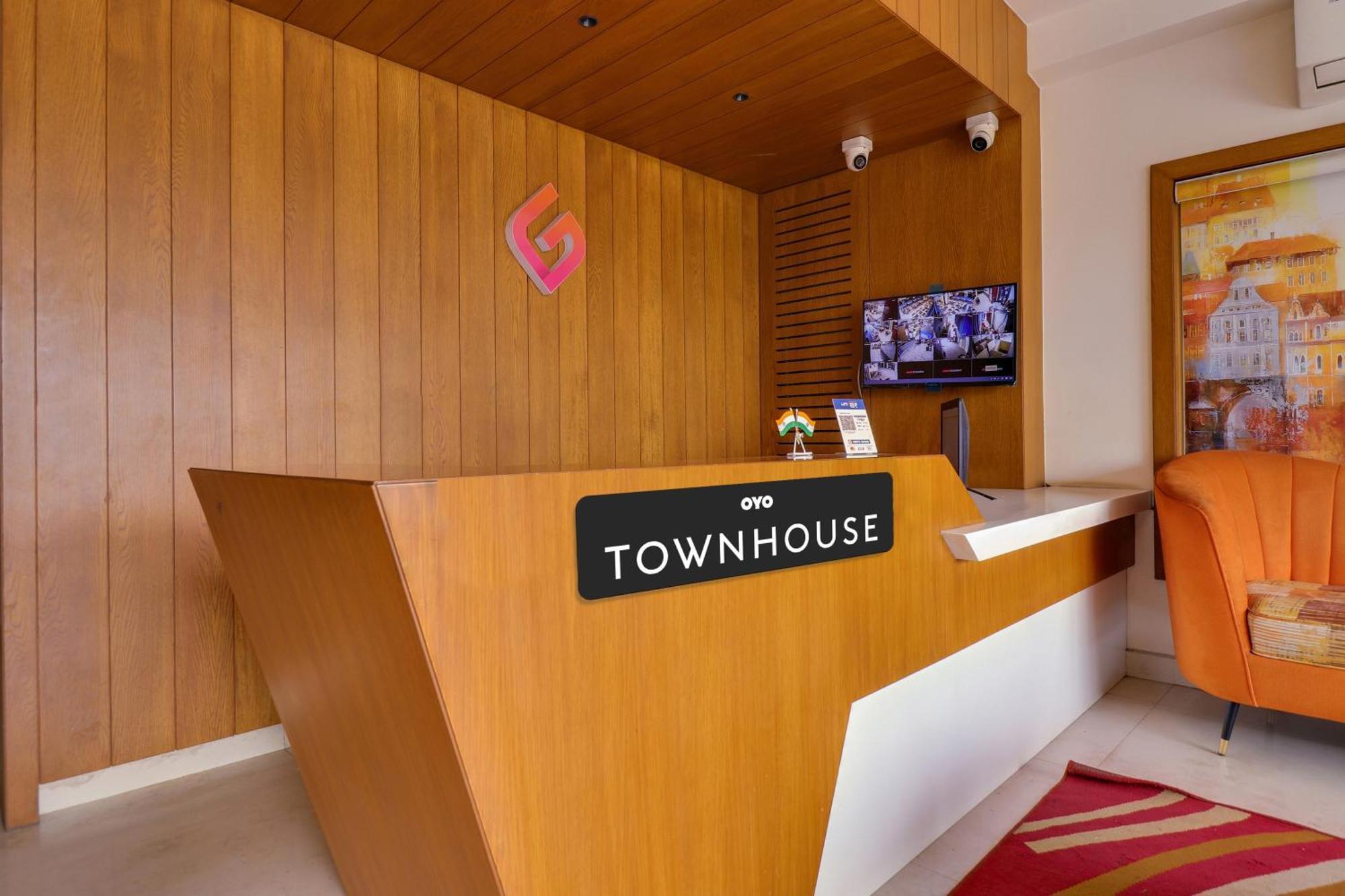 Super Townhouse Rcc Lamps Hotel Visakhapatnam Bagian luar foto
